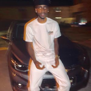 Meet your Posher, Jonathan